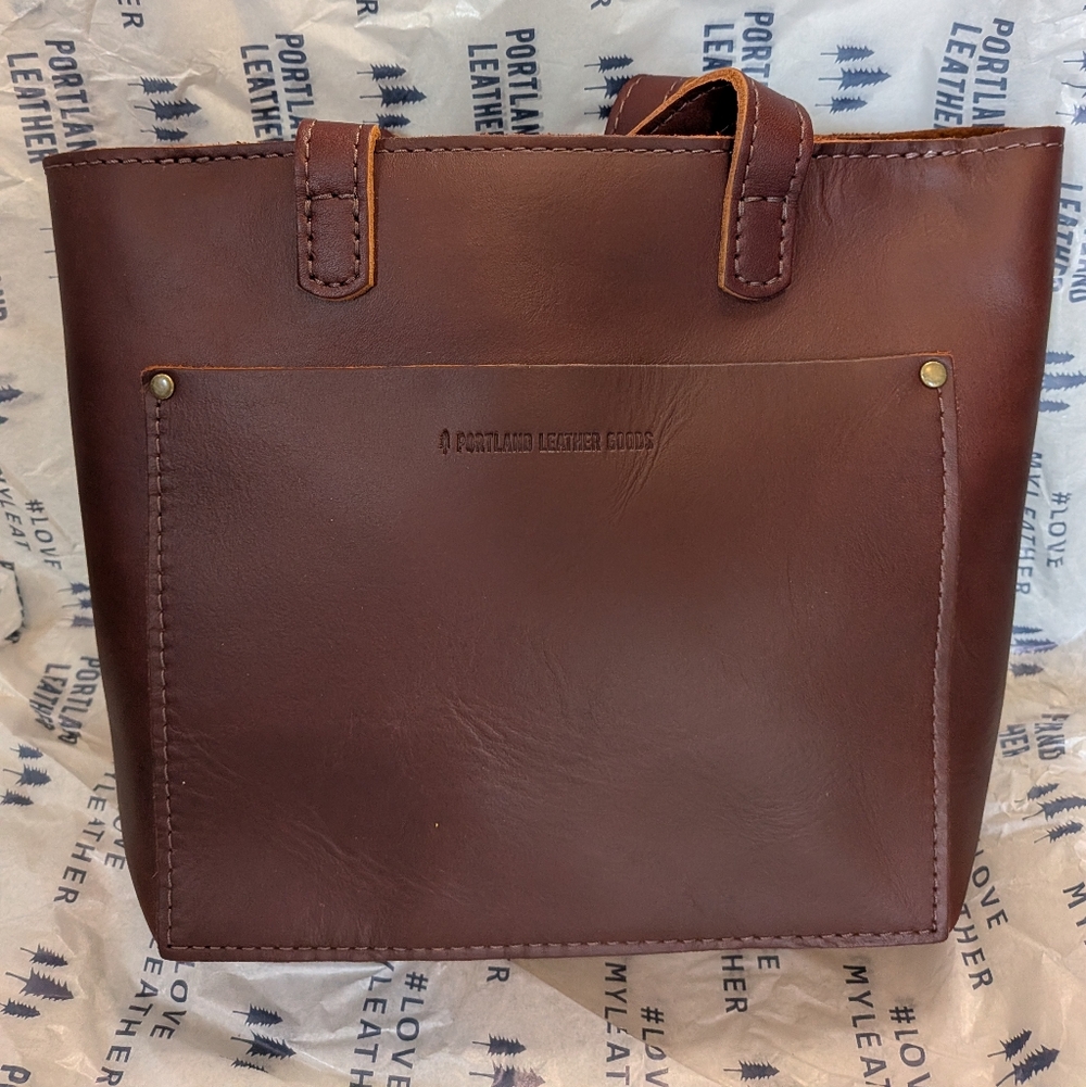 👜🤎Portland Leather Cognac Mini Crossbody With Zipper
